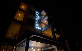 Hotel Utopia